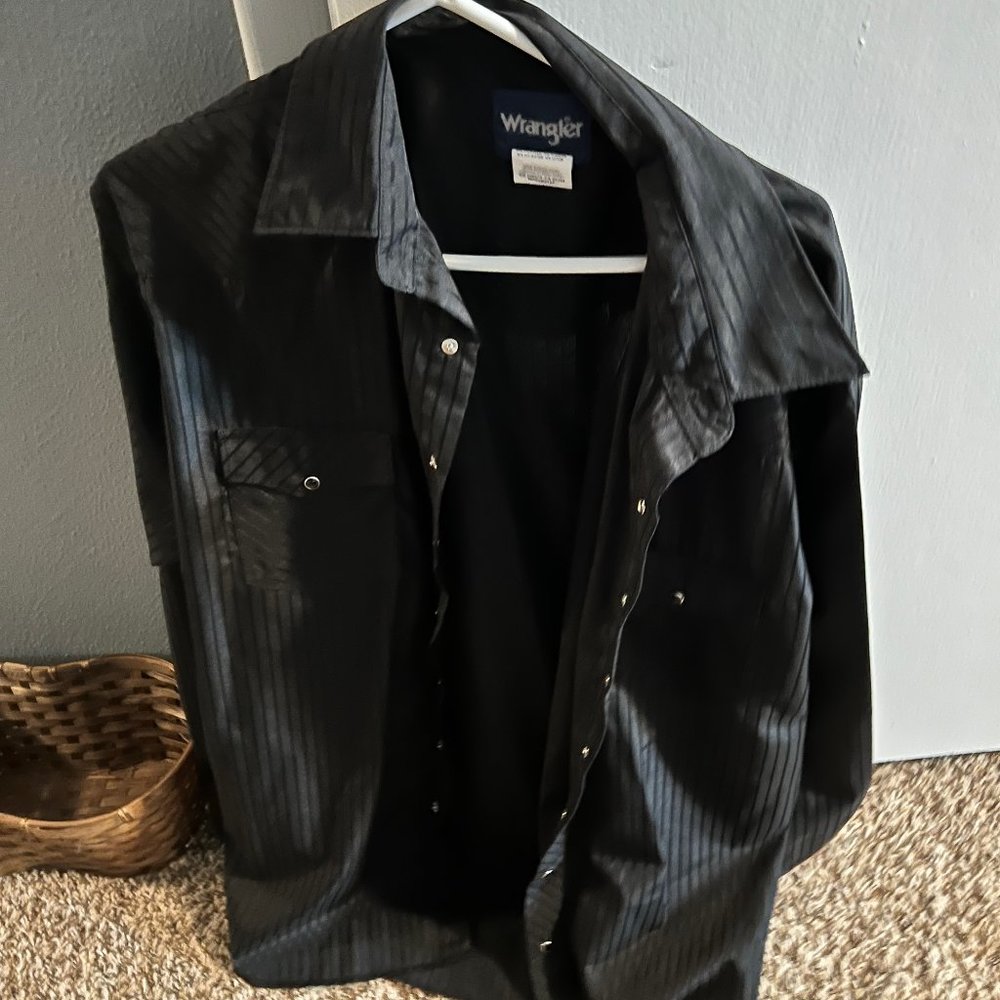 Wrangler XL Tall Black Stripes Button Down Dress Shirt